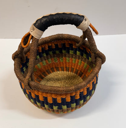Handwoven  Gift Basket with Handle | Natural Tan