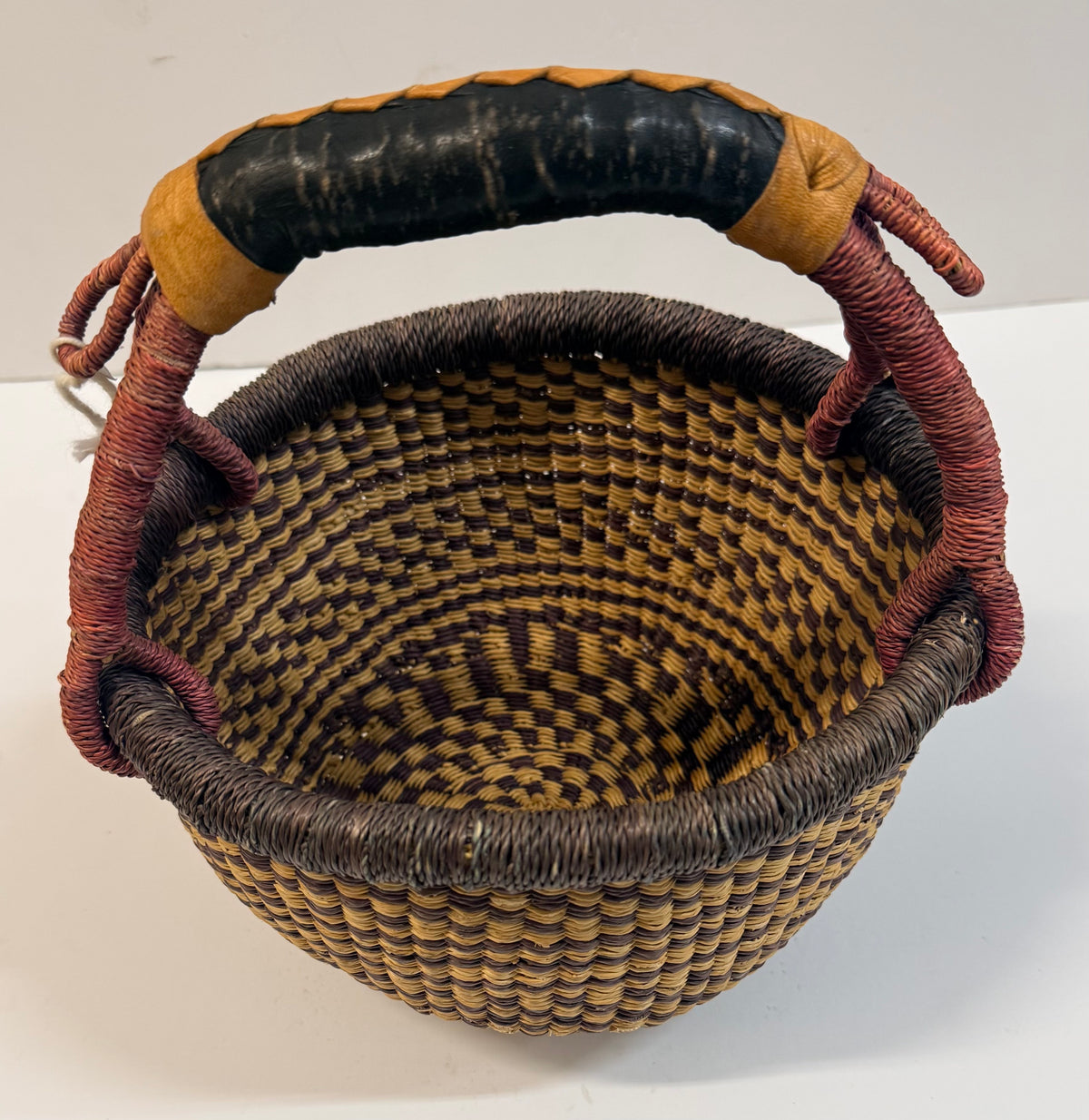 Handwoven  Gift Basket with Handle | Natural Tan